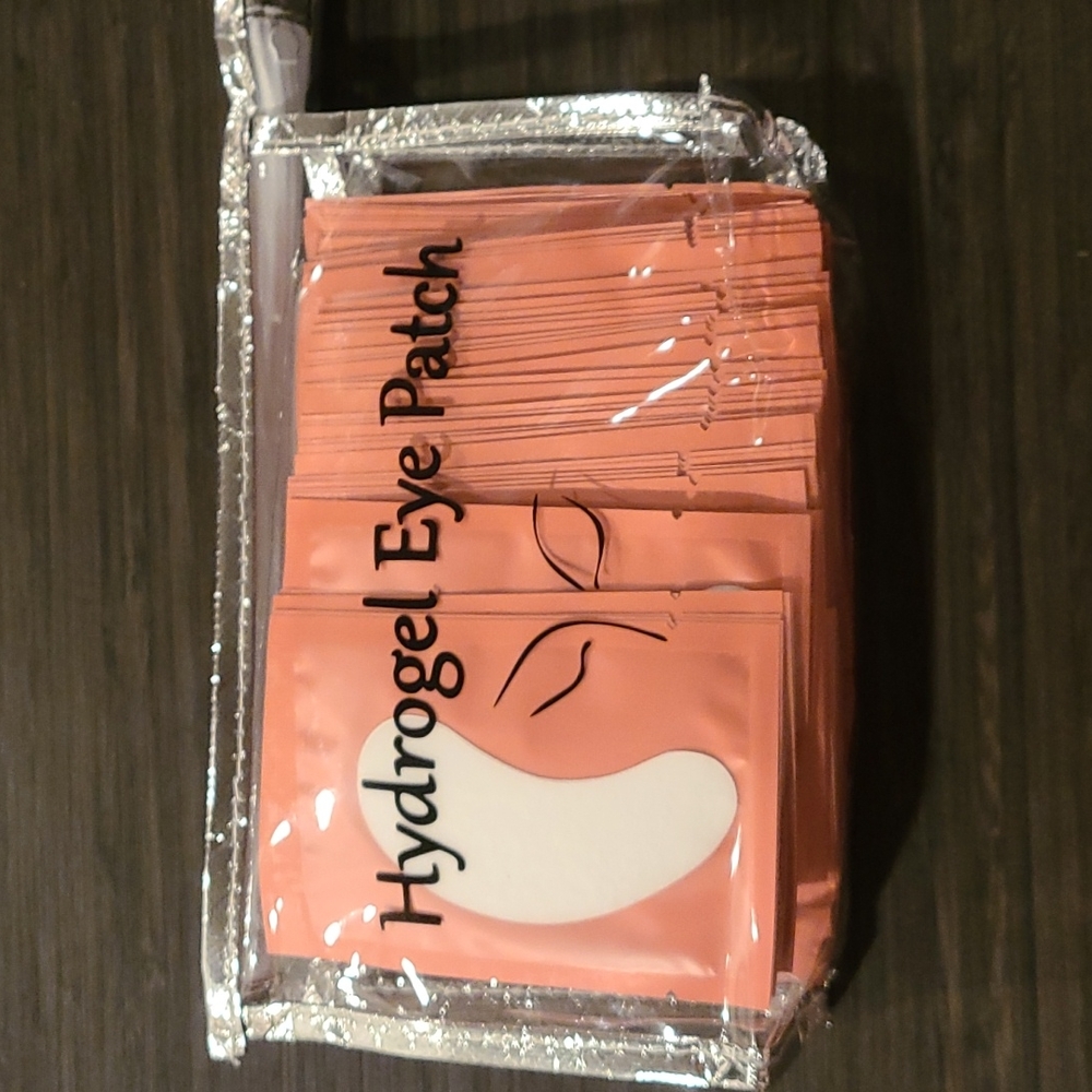 Hydrogel Eye Patch for Lash Extensions